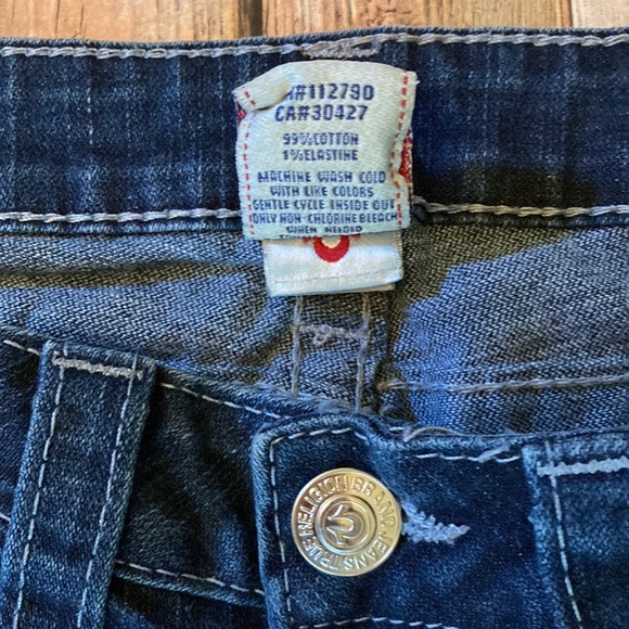 True Religion low rise blue jeans 27 some wear back right hem & front top above - Picture 7 of 11